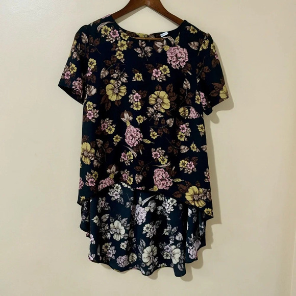 Philosophy Tops - Philosophy| High-Low Pink & Sage Floral Short Sleeve Tunic Top Size S